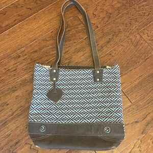 Myra Bag- Conceal and Carry Tote